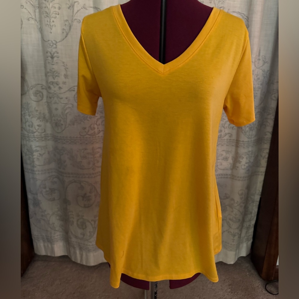 Lularoe Tee